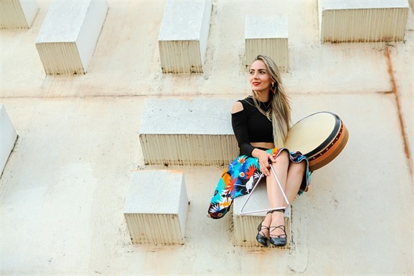 带莫的四字网名