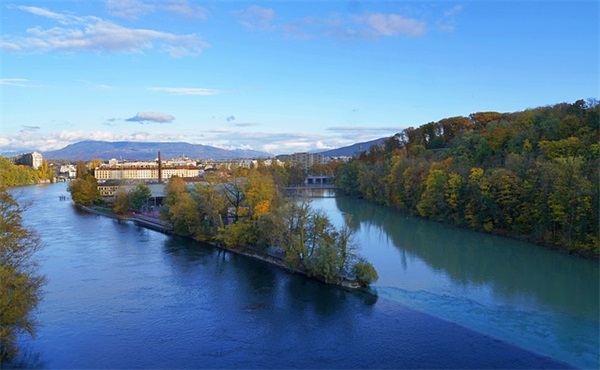 婴儿满月文案(满月祝福文案)