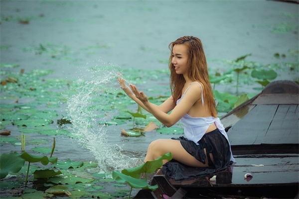 关于女追男表白句子 女追男表白情话长句子(精选90句)