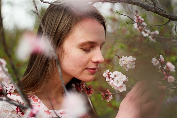 为了生活而奔波的句子