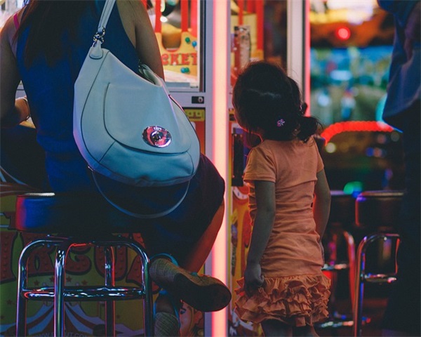 朋友乔迁新居祝福语 朋友搬新房子的祝福语